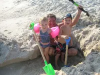 Ocean View Beach Cottage/3BR 2BA/Steps Away From the White, Sandy Beach!