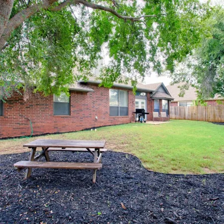 Space and lots of Comfort with 2,400 sq ft!