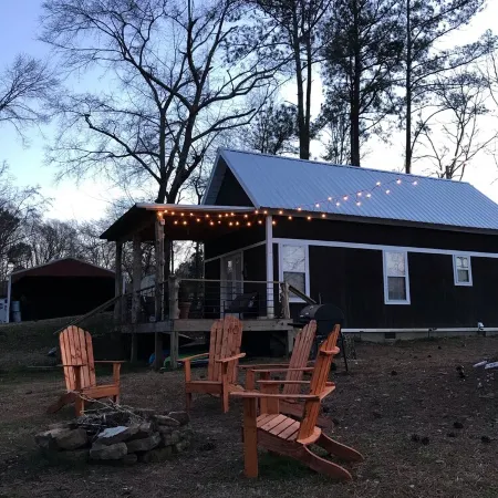 Little cabin on the smith lake