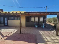 Tucson Desert Crystal Cabin Historic Ranch 2BR with Amazing Mountain View Các khách sạn gần Casino of the Sun