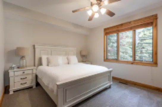 Hiking, Fishing, Biking, Skiing all within the valley 30 min from Jackson Hole