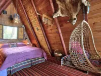 Beautiful Waterfront Hideaway at Sacheen Lake Hotels in Pend Oreille County