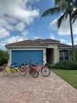 March Openings! Heated Pool, 3 + Den Bdrm Luxury, Beach Vacation Gem!