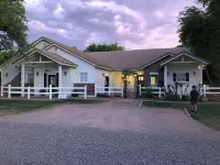 Spacious 6-bedroom house in Gilbert with AC, WiFi