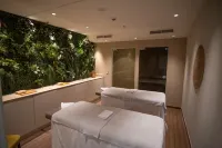 Boeira Garden Hotel Porto Gaia, Curio Collection by Hilton - spa