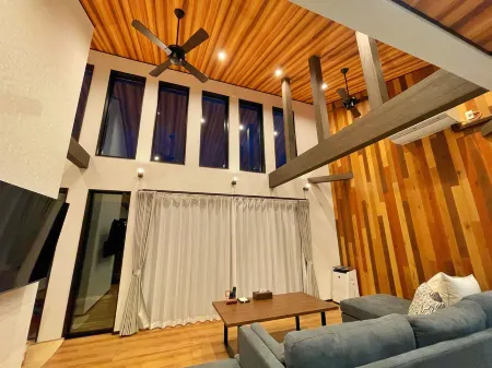 Private Villa Nagi Отели рядом со станцией JR Tateyama station