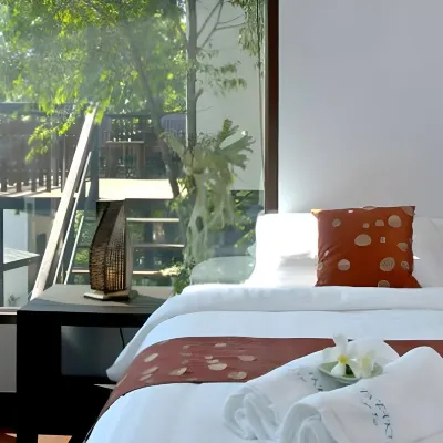 Chintakiri Resort Hoteles cerca de Bahía de Chalok Baan Kao