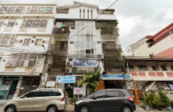 RedDoorz @ DBuilders Rooms Ph1 Taguig アワー・レディー・オブ・ザ・プア・パリッシュ周辺のホテル