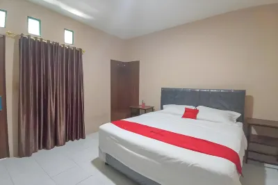RedDoorz @ Waena Jayapura Hotels in Sentani Kota