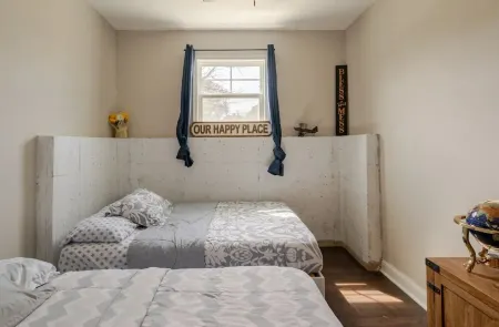 Private Entrance Movie Theater Stay New Build 2023 Отели рядом с достопримечательностью «Парк штата Суитуотер Крик»