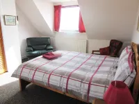 Highland 'Home from Home' with panoramic view of Cromarty Firth Hotels in Invergordon