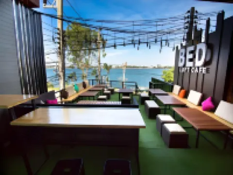 Bed Loft Cafe