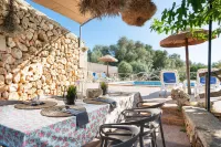 SAN SOLE - Beautiful rustic finca with private swimming pool and free Wifi فنادق في Sant Joan