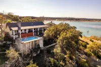 Serenity Point/Lakefront/Pool/Fire Pit/Pool Table