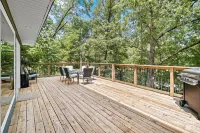Stylish Lakefront Home on Beaver Lake in Beautiful Northwest Arkansas!