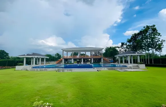 位於聖萊昂納多的10卧室別墅-900平方米|帶9個獨立浴室