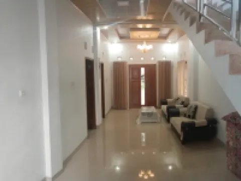 Griya Delvin Hotéis em Temon