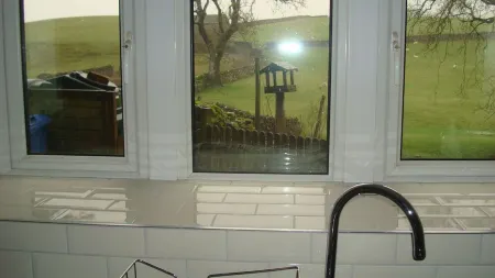 Idle for walking. In the centre of the 3peaks