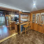 Charming 2-bedroom cabin with WiFi, Hot Tub, large decks in amazing Canandaigua