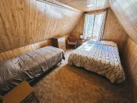 Croll Cabins-DeSpain Schoolhouse-#1 on Vallecito Lake. Newly Renovated!