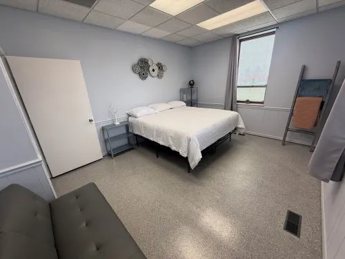 River-Side Loft 3500 SQ FT Downtown Dayton