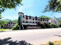 Seorak Mt., the East Sea and Hot Spring - Mountain view