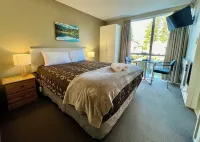 Brinkley Resort Hotels in Windwhistle