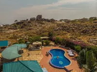The Lahe Hotels - Pools