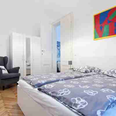 HeyMi Apartments Oper Rooms