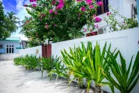 Masfalhi View Inn Hotels near Felidhoo