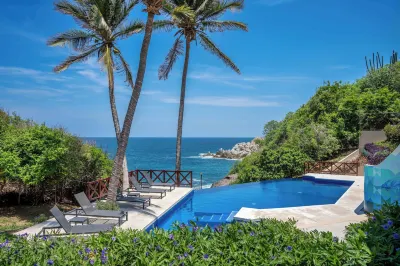 VILLAS CORAL HUATULCO Hotels near Playa la Esperanza