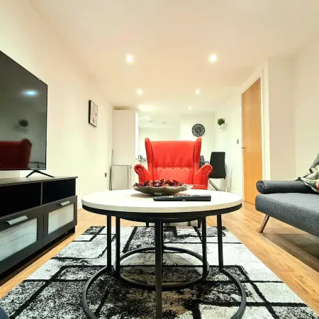 1-Bedroom Aprt in Salford- FreeParking- Sleeps3