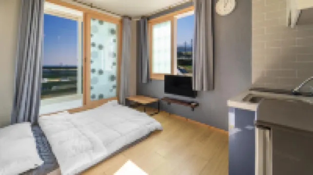 Gangneung Basecamp Pension Hotels in 