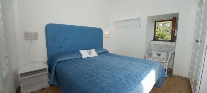 Marina del Cantone Chalet Hotels in Massa Lubrense