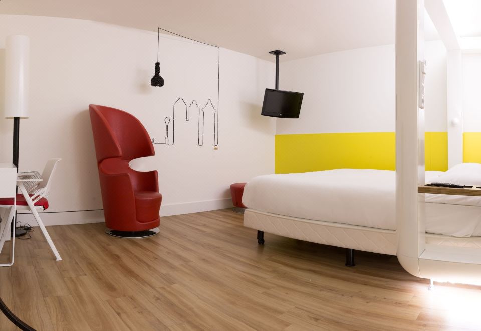 엔하우 암스테르담 라이