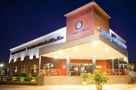 Cortijo Chico Málaga Airport Отели в г. Алаурин-де-ла-Торре