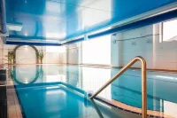 Treacys Hotel & Leisure Centre Waterford - Pools