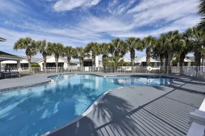 Poolside Cabana by Book That Condo