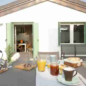 Mariposa Apartments Others