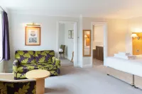 The Chequers Hotel Hotels in Newbury