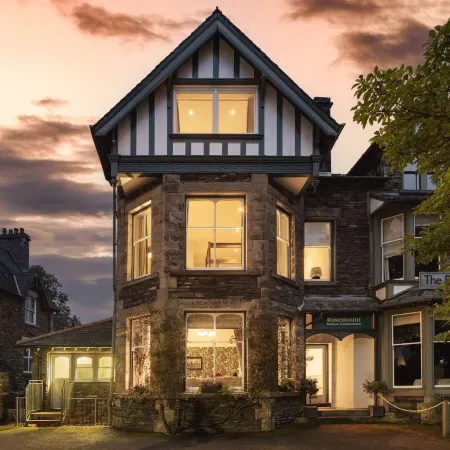 Rosemount Lake District Townhouse with Hot Tub - Ridgestone