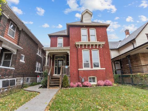 Windsor Manor