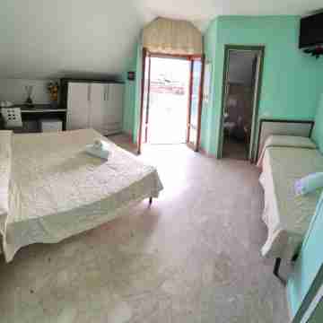 Hotel President Rooms