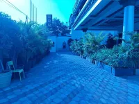 Royal Parisian Residency Hotels near Manora Light house கலங்கரை விளக்கம்
