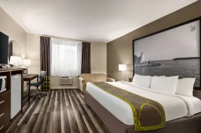 Super 8 by Wyndham Sarnia on