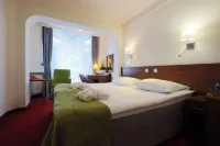 Papuga Park Hotel Wellness Marrakesz & Spa Bielsko-Bialski Ośrodek Rekreacyjno-Narciarski "Dębowiec" 주변 호텔