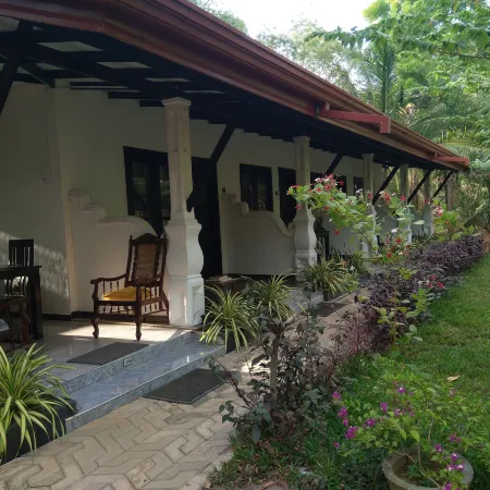 Amron Resort Sigiriya