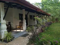 Amron Resort Sigiriya Hotels in Kimbissa