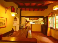 Holiday Home with Shared Pool - Park Yeri