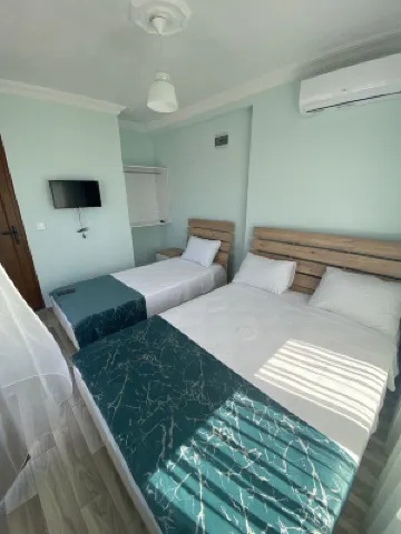 ゲイクリ・パリス・オテル